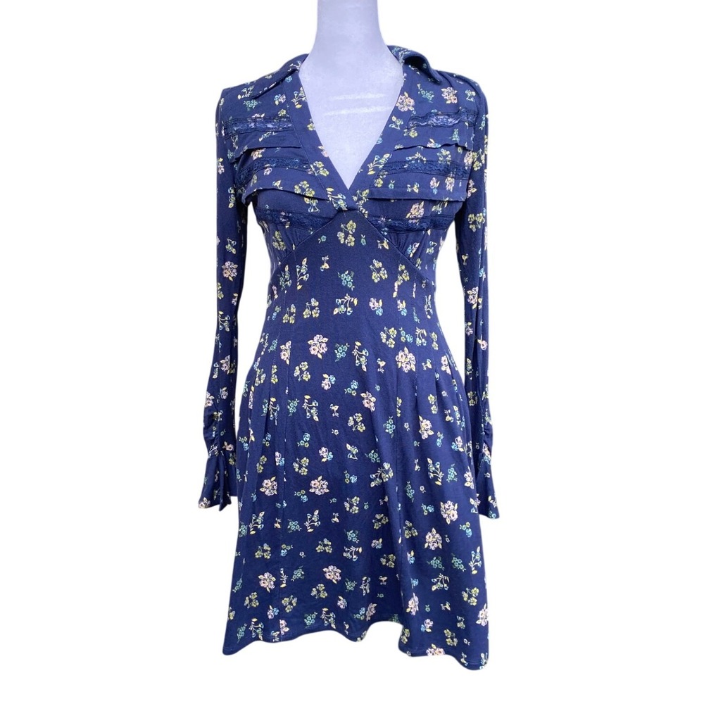 Free People Floral A Line Blue Mini Dress Lace Long Sleeve XS Romantic‎ Cottage